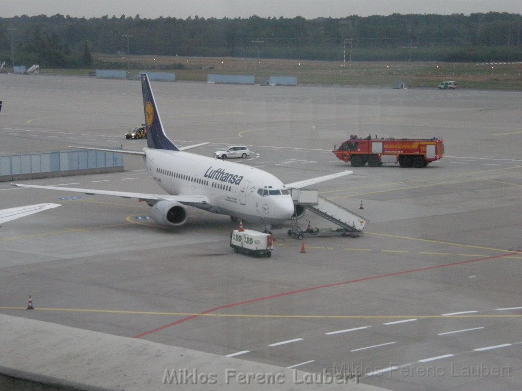 Warten auf den Airbus 380 Koeln Bonn P386.JPG